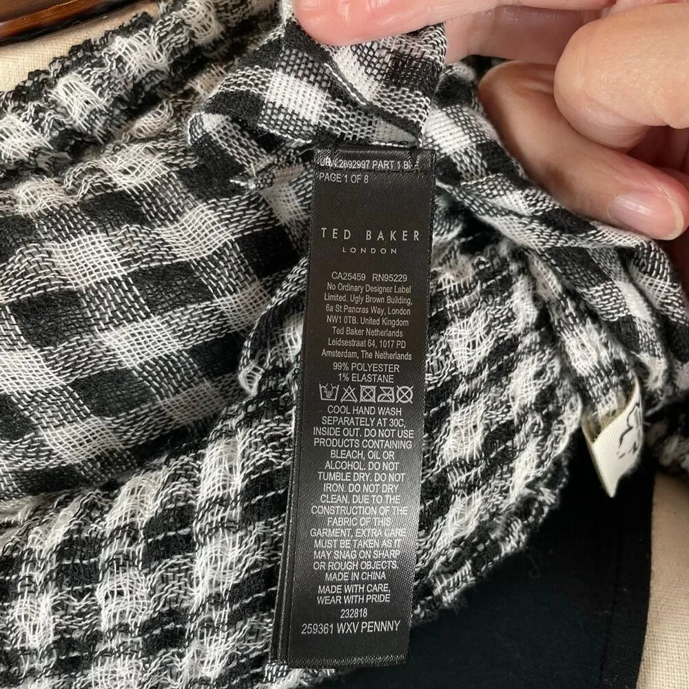 Ted Baker London Penny Gingham Frill Ruffle‎ Scarf black and white 40“ square
